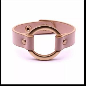 💗💗💞💕Pink circle bracelet 💗 💓 💕